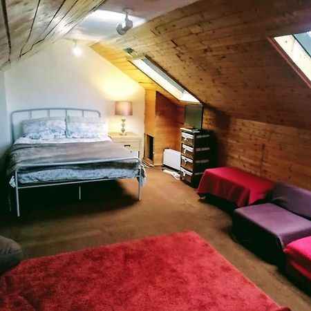 Appartement Cozy Loft In Bushey, 20 Mins By Train To Euston London Extérieur photo