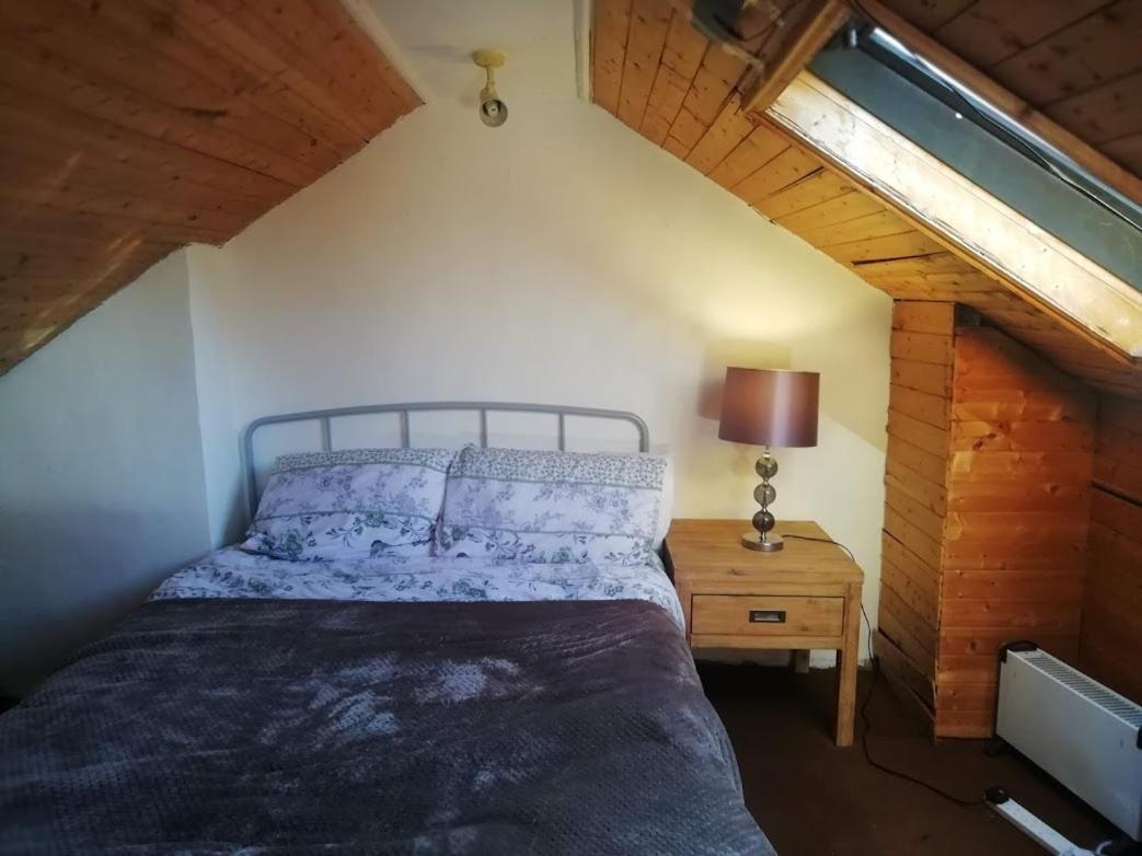 Appartement Cozy Loft In Bushey, 20 Mins By Train To Euston London Extérieur photo