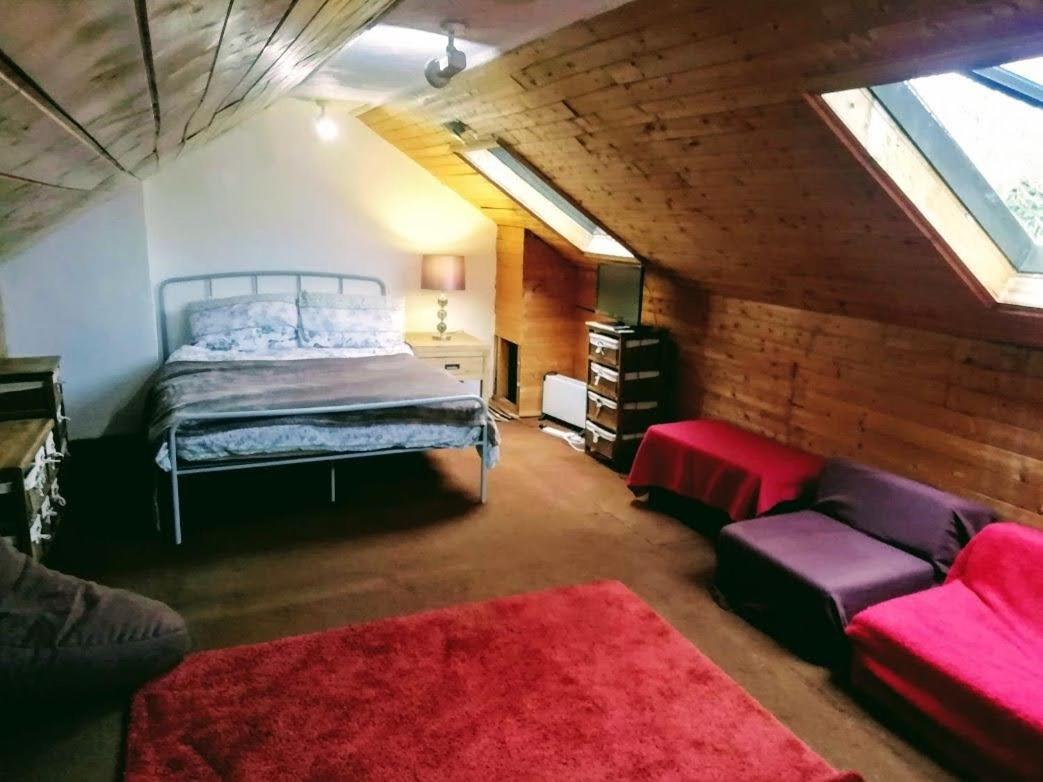Appartement Cozy Loft In Bushey, 20 Mins By Train To Euston London Extérieur photo